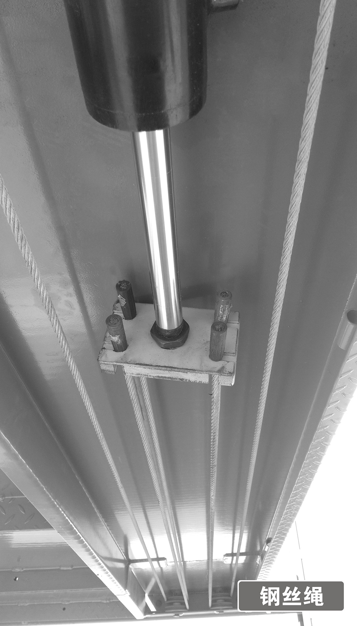 自动车库PJS四柱简易升降立体车库设备钢丝绳.jpg